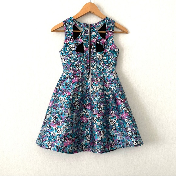 Girls Floral Metallic Party Dress Size 10 - Picture 4 of 8